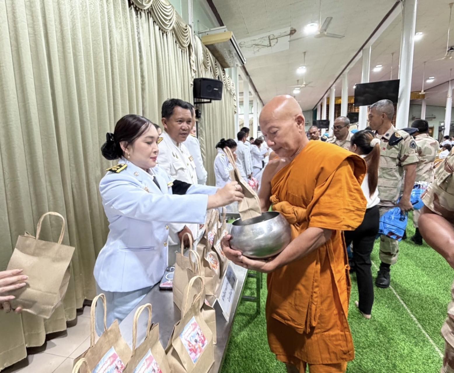 title - ส.ป.ก.อ่างทอง ร่วมกิจกรรมเฉลิมพระเกียรติ สมเด็จพระนางเจ้าสุทิดา พัชรสุธาพิมลลักษณ พระบรมราชินี ในโอกาสมหามงคลเฉลิมพระชนมพรรษา 4 รอบ 3 มิถุนายน 2569